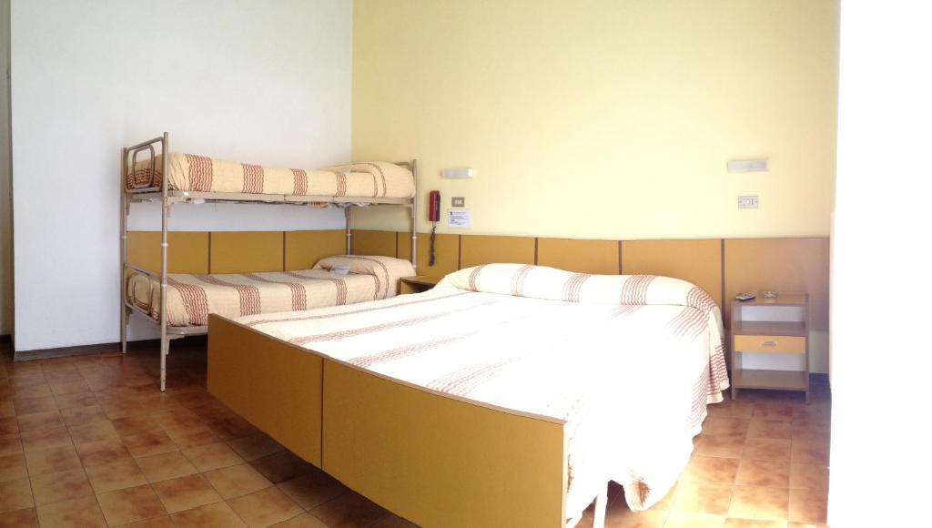 Hotel Villa Dei Fiori Bellaria-Igea Marina Habitación foto